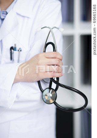 Science, chemistry, biology, and medicine concept, scientist with equipment and science experiments 160 69665168