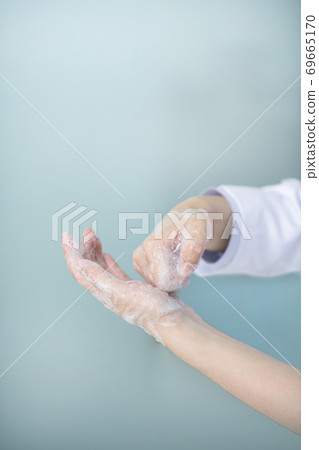 Science, chemistry, biology, and medicine concept, scientist with equipment and science experiments 153 69665170