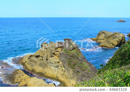 Ebisuhama Observatory [San'in Kaigan Geopark] 69665329