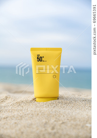 Summer holiday concept, Summer beach accessories 033 69665391