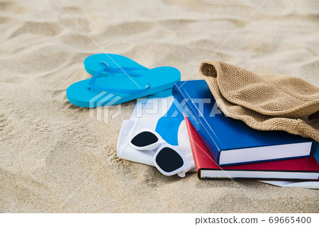 Summer holiday concept, Summer beach accessories 038 69665400
