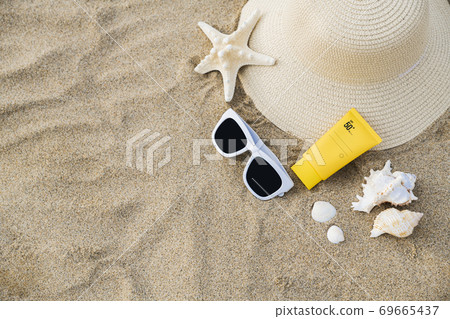 Summer holiday concept, Summer beach accessories 032 Summer holiday concept, Summer beach accessories 032 69665437