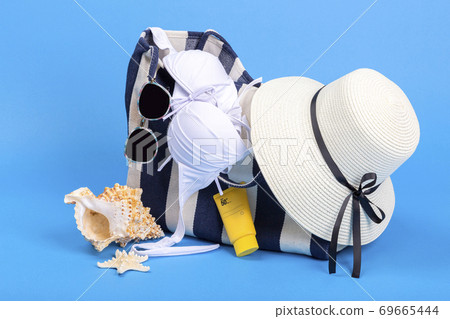 Summer holiday concept, Summer beach accessories 078 69665444