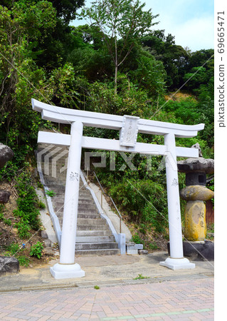 Iwato Shrine 69665471