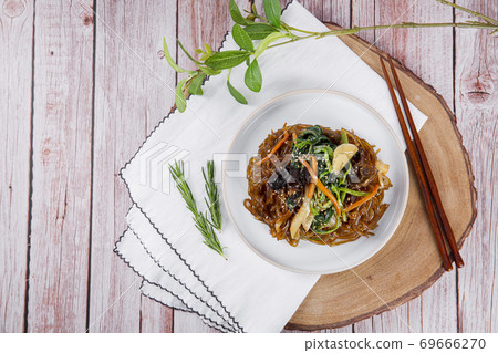 Delicious Korean food, a collection of various Korean dishes 257 69666270