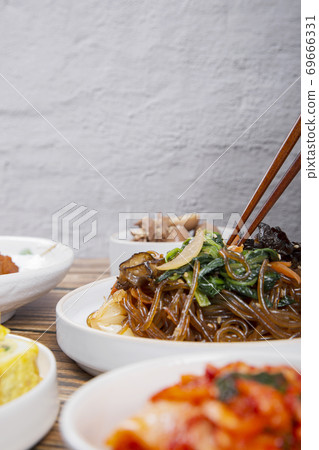 Delicious Korean food, a collection of various Korean dishes 301 69666331