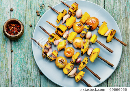 Grilled vegetable shish kebab Grilled vegetable shish kebab 69666966