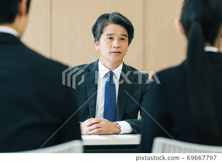 Personnel personnel interviewing Personnel personnel interviewing 69667797