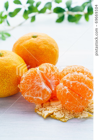 Mandarin orange peeled Mandarin orange peeled 69669384