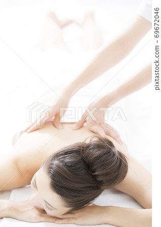  美容沙龍 69672046