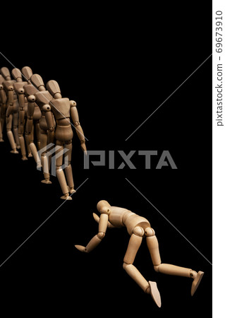 退出，留在後面，留在後面 69673910