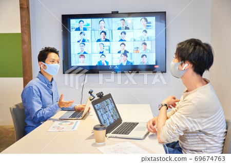 Online meeting Video meeting Video meeting Web meeting Remote work Remote telework Internal meeting 69674763