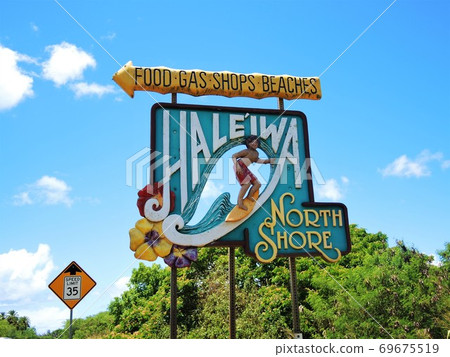Haleiwa, Hawaii 69675519