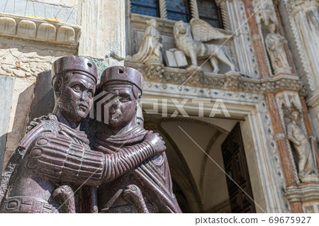 Marble sculpture decoration of the entrance to the Doge's Palace (Palazzo Ducale) San Marco square Marble sculpture decoration of the entrance to the Doge's Palace (Palazzo Ducale) San Marco square 69675927