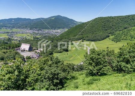 Scenery of Yufuin from Sagiridai [August] 69682810