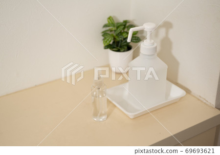 Corona measures Alcohol sterilization at the front door 69693621