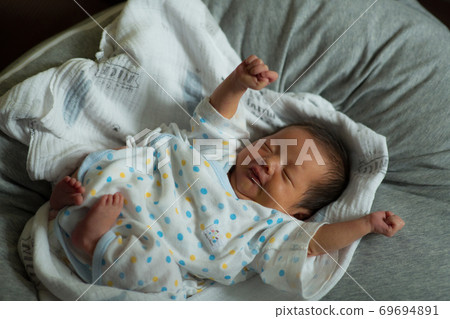 7-day-old newborn baby 7-day-old newborn baby 69694891