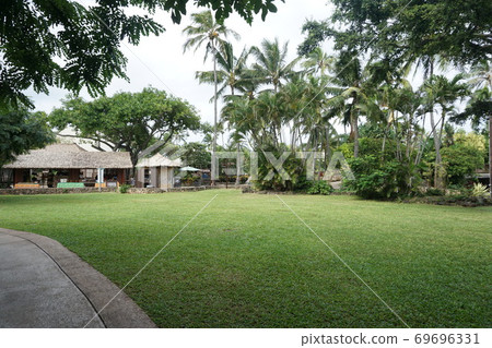 Around Owaf Island, Hawaii 69696331