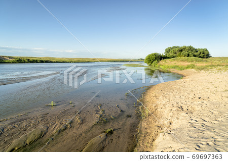 Dismal RIver in Nebraska Sandhills Dismal RIver in Nebraska Sandhills 69697363
