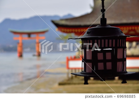 temple temple 69698885