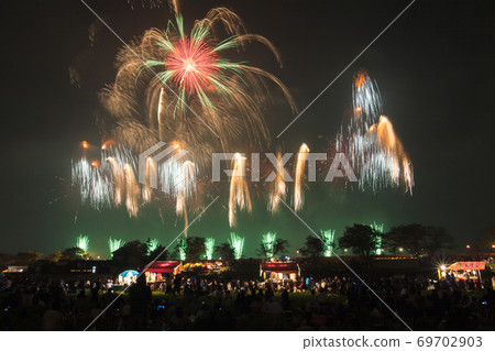 [Ibaraki Prefecture] Fireworks in Tsuchiura. Tsuchiura National Fireworks Festival. 69702903