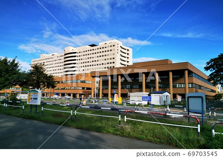 Hokkaido University Hospital Hokkaido University Hospital 69703545