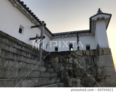 《津山城比丘塔和石垣(岡山縣津山市)》 《津山城比丘塔和石垣(岡山縣津山市)》 69704821