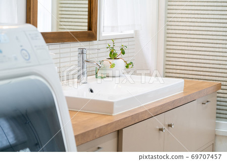 Bathroom interior image Bathroom interior image 69707457