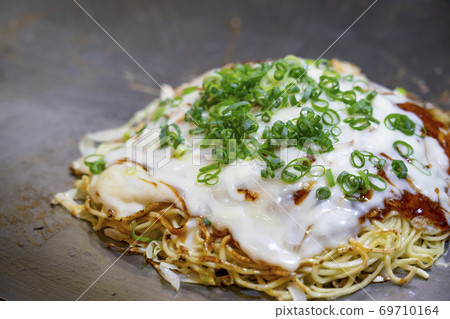 Hiroshima style okonomiyaki Hiroshima style okonomiyaki 69710164