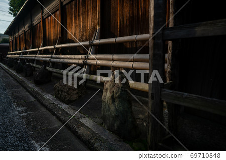 拍攝京都市下京區島原市的街道 69710848