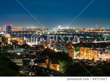 Residential area on the outskirts of Tokyo night view Residential area on the outskirts of Tokyo night view 69713827