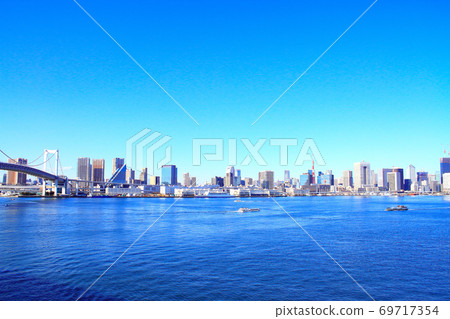 Scenery of Tokyo Harbor and Tokyo Tower as seen from Rainbow Bridge, Tokyo Scenery of Tokyo Harbor and Tokyo Tower as seen from Rainbow Bridge, Tokyo 69717354