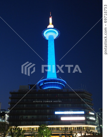 京都塔藍燈亮感謝前線工作人員 京都塔藍燈亮感謝前線工作人員 69718753