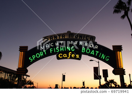 A trip to Los Angeles and San Diego 69719941