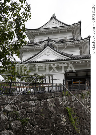 Odawara Castle castle tower in the cloudy sky 69728126