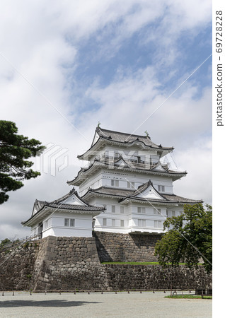 小田原城城堡塔和天空 69728228