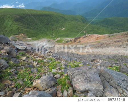 喬蘇山山頂的煙霧區 69728246