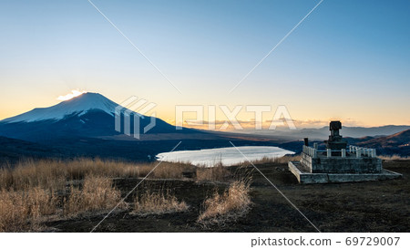從妙神山上眺望富士山（冬季/夜景） 69729007