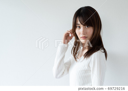 女性肖像 女性肖像 69729216