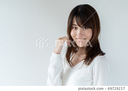 女性肖像 女性肖像 69729217