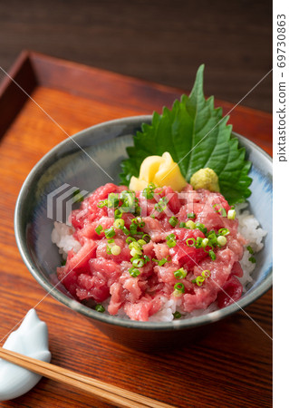 Tuna bowl Tuna bowl 69730863