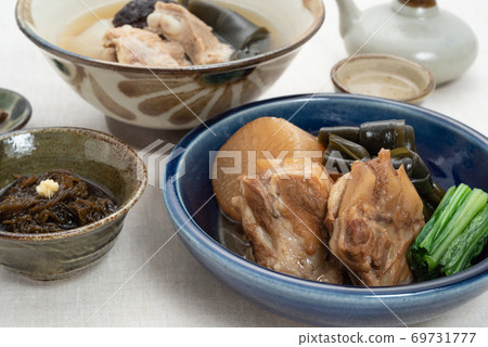 煮熟的蘿蔔，蘿蔔湯，沖繩料理 69731777