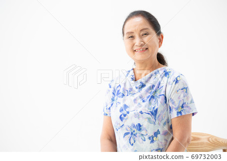 高級肖像 69732003