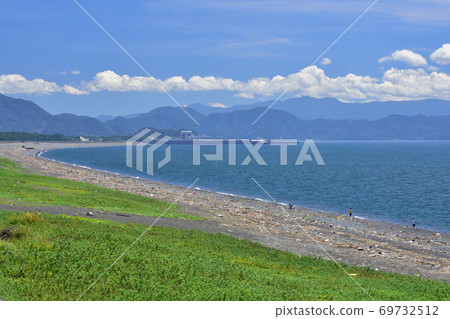 Scenery of Senbonmatsubara and Suruga Bay in Numazu City 69732512