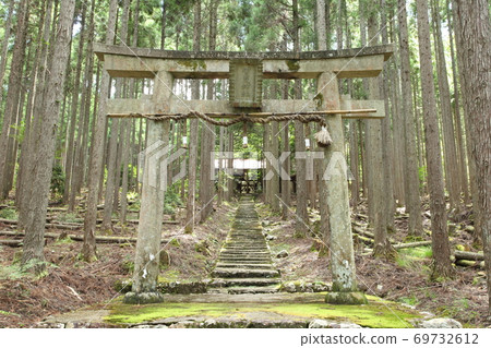 京北的鴨神社 京北的鴨神社 69732612
