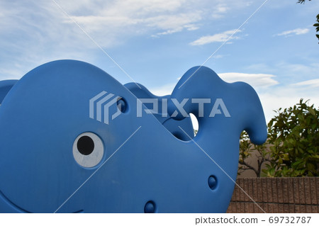 Spring rocker whale 69732787