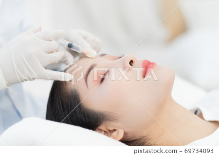 Woman, Cosmetic Surgery 69734093