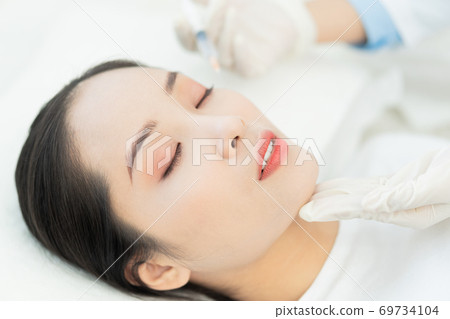Woman, Cosmetic Surgery 69734104