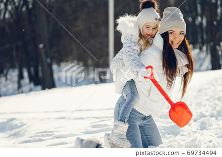 Mom and daughter Mom and daughter 69734494