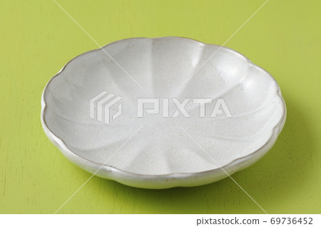 Dish 69736452